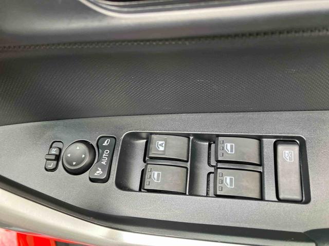 ロッキープレミアムＧ　ＨＥＶオートエアコン　衝突回避支援システム　コーナーセンサー　キーフリーシステム　プッシュボタンスタート　ＬＥＤヘッドランプ（沖縄県）の中古車