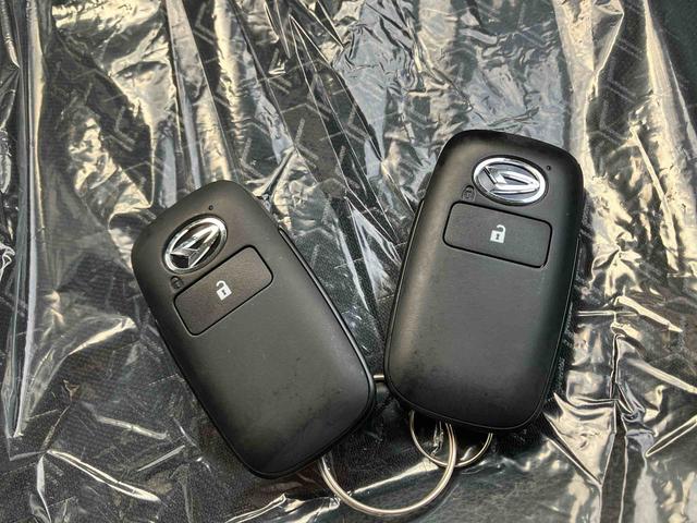 ロッキープレミアムＧ　ＨＥＶオートエアコン　衝突回避支援システム　コーナーセンサー　キーフリーシステム　プッシュボタンスタート　ＬＥＤヘッドランプ（沖縄県）の中古車