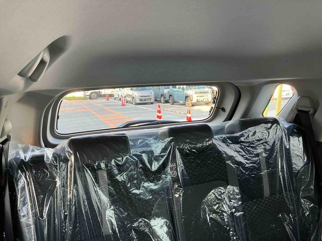 ロッキープレミアムＧ　ＨＥＶオートエアコン　衝突回避支援システム　コーナーセンサー　キーフリーシステム　プッシュボタンスタート　ＬＥＤヘッドランプ（沖縄県）の中古車