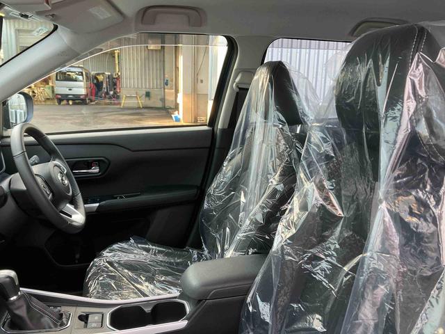 ロッキープレミアムＧ　ＨＥＶオートエアコン　衝突回避支援システム　コーナーセンサー　キーフリーシステム　プッシュボタンスタート　ＬＥＤヘッドランプ（沖縄県）の中古車