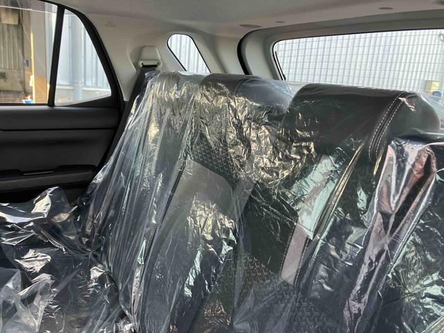 ロッキープレミアムＧ　ＨＥＶオートエアコン　衝突回避支援システム　コーナーセンサー　キーフリーシステム　プッシュボタンスタート　ＬＥＤヘッドランプ（沖縄県）の中古車