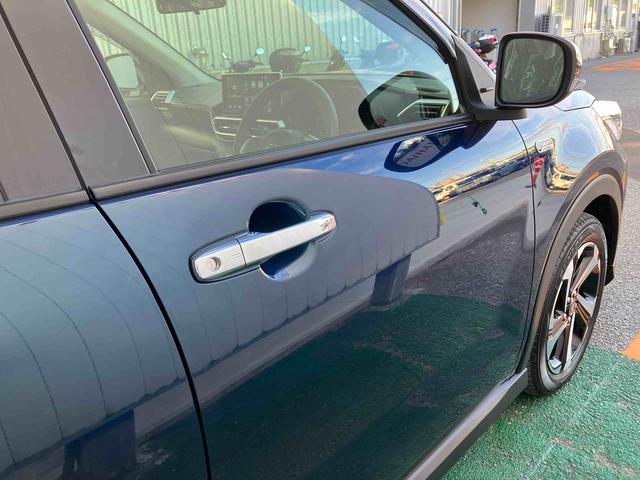 ロッキープレミアムＧ　ＨＥＶオートエアコン　衝突回避支援システム　コーナーセンサー　キーフリーシステム　プッシュボタンスタート　ＬＥＤヘッドランプ（沖縄県）の中古車