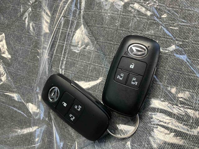 タントX(沖縄県)の中古車