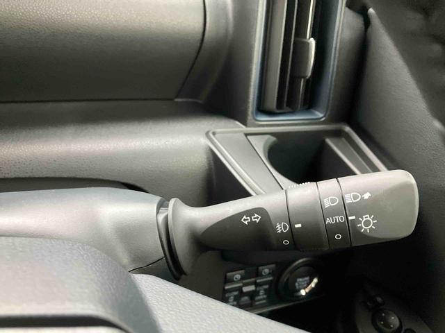 タントカスタムＲＳオートエアコン　９インチディスプレイオーディオ　衝突回避支援システム　コーナーセンサー　電動パーキングブレーキ　パノラマモニター（沖縄県）の中古車