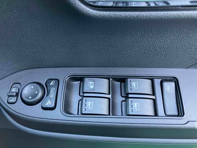 タントカスタムＸ（沖縄県）の中古車