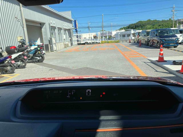 タントファンクロス（沖縄県）の中古車