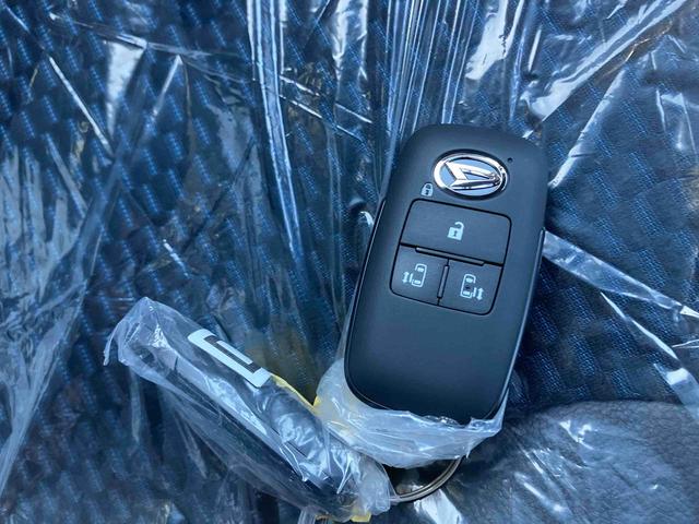 タントカスタムＸ（沖縄県）の中古車