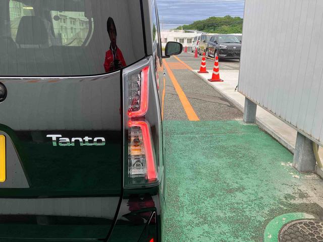 タントカスタムＸ（沖縄県）の中古車