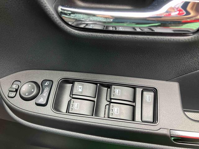 タントカスタムＸ（沖縄県）の中古車