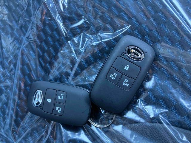 タントカスタムＸ（沖縄県）の中古車