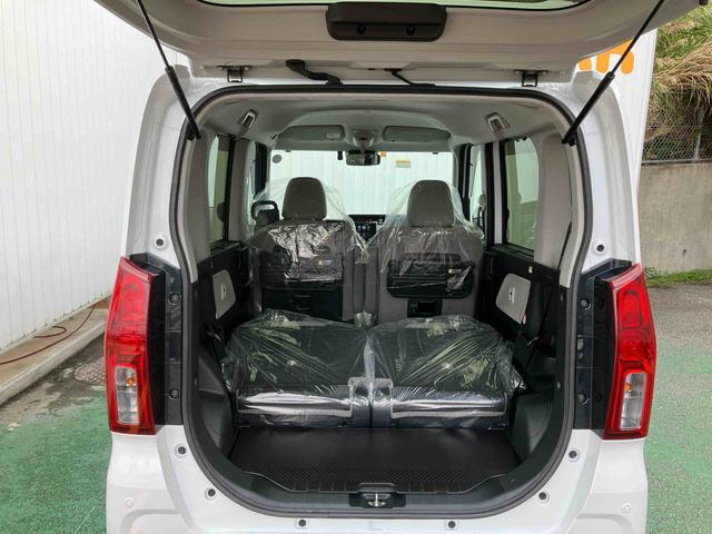 タントX(沖縄県)の中古車