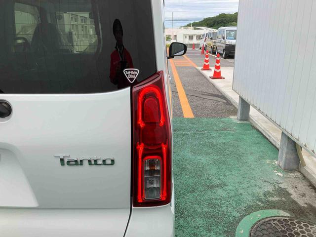 タントX(沖縄県)の中古車