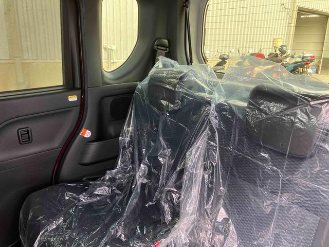 タントカスタムＸ（沖縄県）の中古車