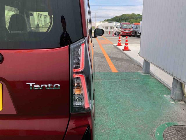 タントカスタムＸ（沖縄県）の中古車