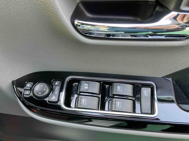 タントカスタムＸ（沖縄県）の中古車