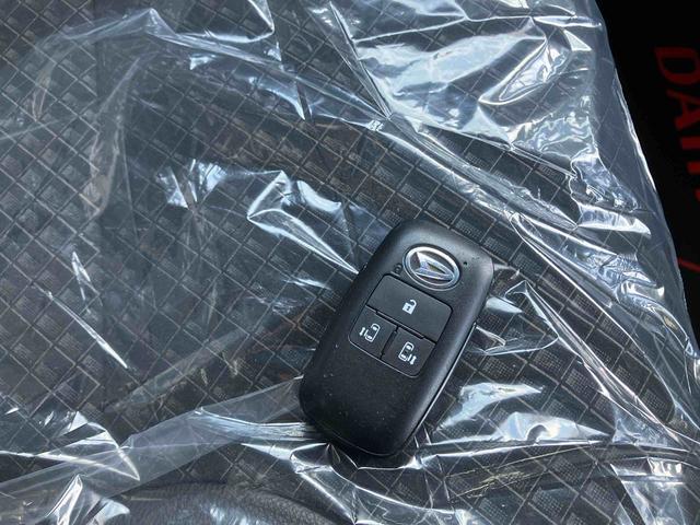 タントカスタムＸ（沖縄県）の中古車