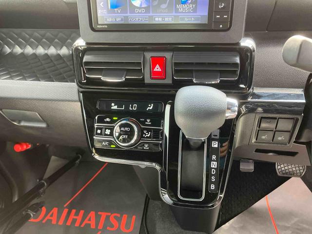 タントカスタムＸ（沖縄県）の中古車