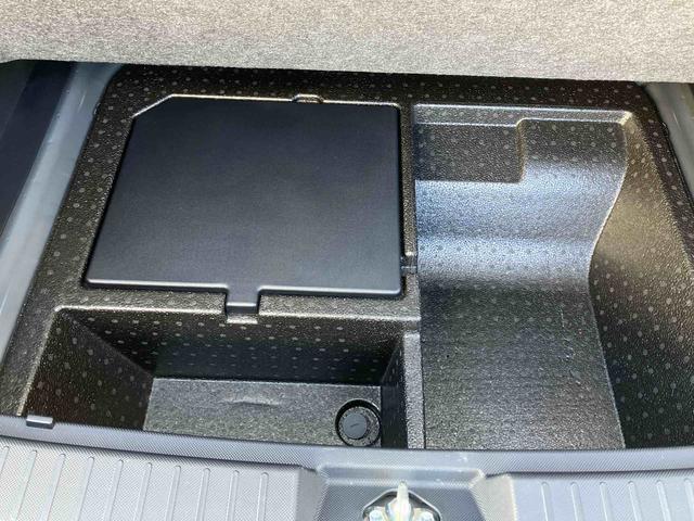 ロッキープレミアムＧ　ＨＥＶ（沖縄県）の中古車