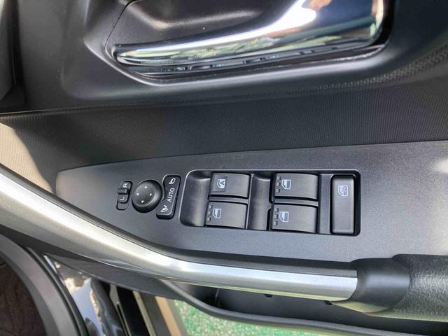 ロッキープレミアムＧ　ＨＥＶ（沖縄県）の中古車