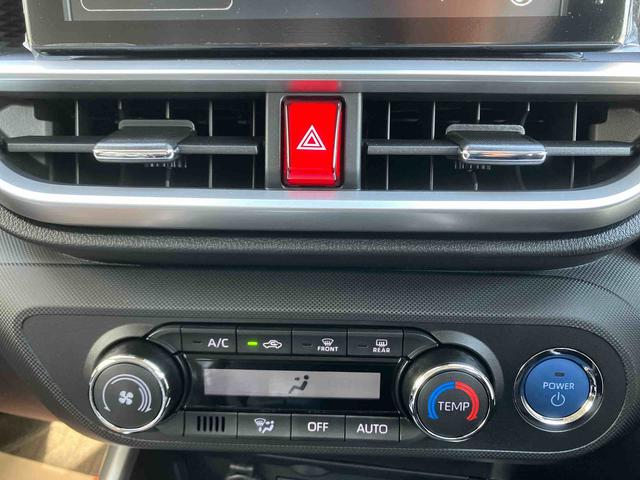 ロッキープレミアムＧ　ＨＥＶ（沖縄県）の中古車