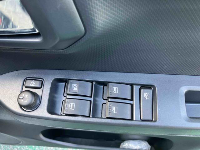 ミライースX SAIII(沖縄県)の中古車