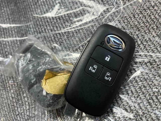 ムーヴキャンバスストライプスＧ（沖縄県）の中古車