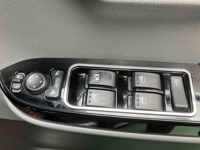 タントカスタムXセレクション(沖縄県)の中古車