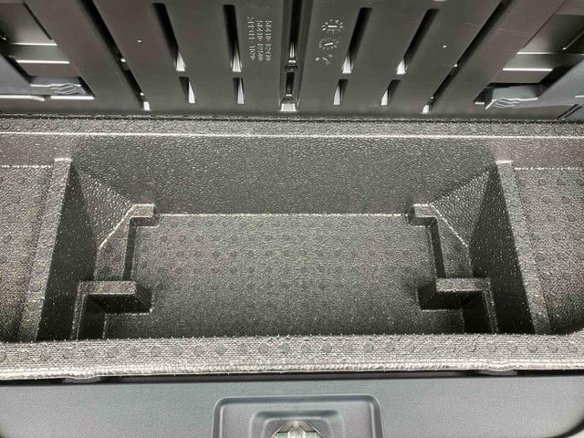 タントカスタムＸオートエアコン　９インチディスプレイオーディオ　衝突回避支援システム　コーナーセンサー　電動パーキングブレーキ　両側パワースライドドア（沖縄県）の中古車