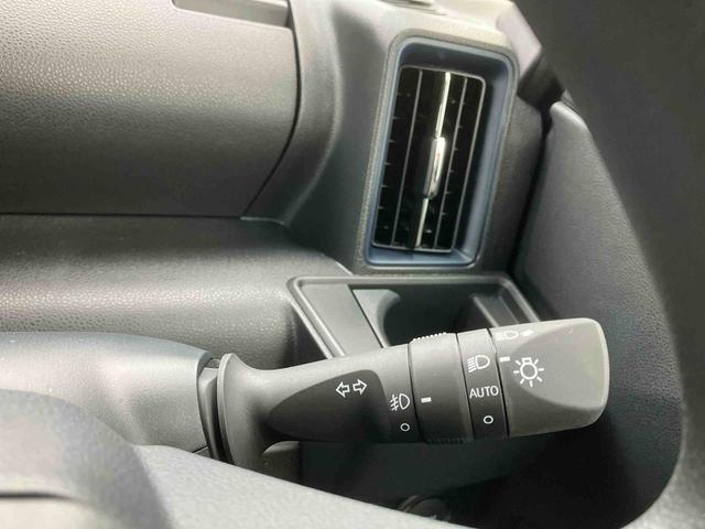 タントカスタムＸオートエアコン　９インチディスプレイオーディオ　衝突回避支援システム　コーナーセンサー　電動パーキングブレーキ　両側パワースライドドア（沖縄県）の中古車