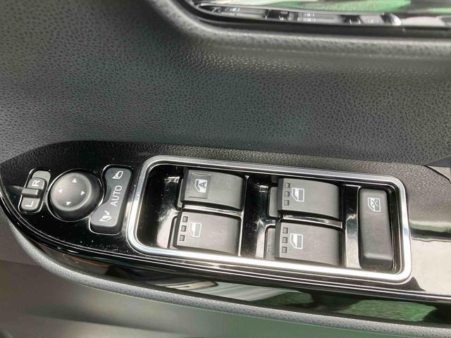 タントカスタムＸ（沖縄県）の中古車