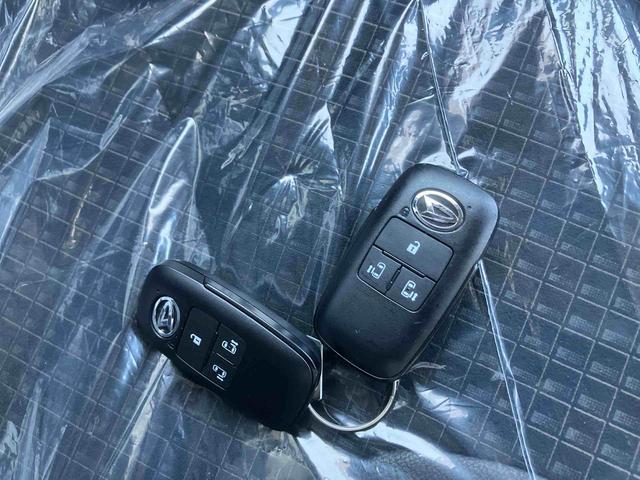 タントカスタムＸ（沖縄県）の中古車