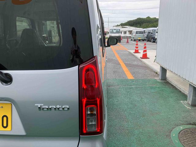 タントXリミテッド(沖縄県)の中古車