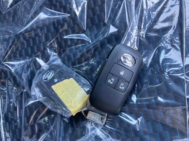 タントカスタムX(沖縄県)の中古車