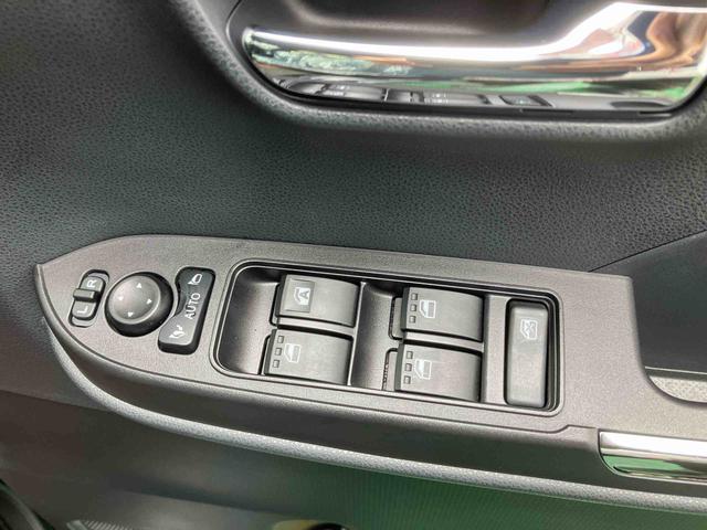 タントカスタムＸリミテッド（沖縄県）の中古車