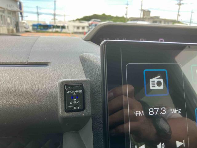 タントカスタムＸ（沖縄県）の中古車