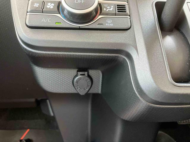 タントX(沖縄県)の中古車