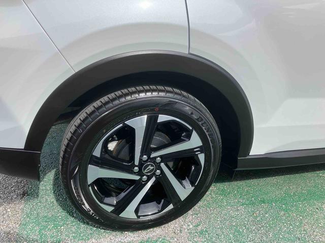 ロッキープレミアムＧ　ＨＥＶ（沖縄県）の中古車