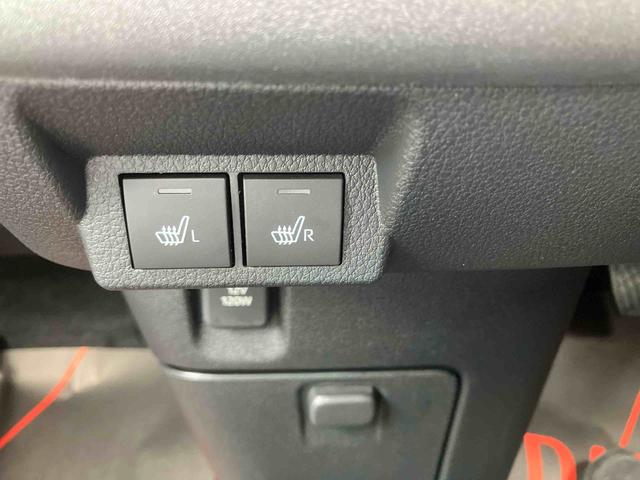 ムーヴキャンバスストライプスＧオートエアコン　衝突回避支援システム　コーナーセンサー　キーフリーシステム　プッシュボタンスタート　ＬＥＤヘッドランプ（沖縄県）の中古車