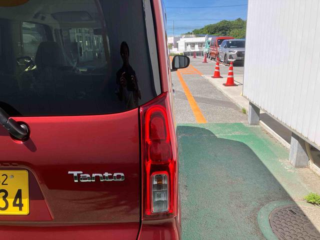 タントＸリミテッド（沖縄県）の中古車