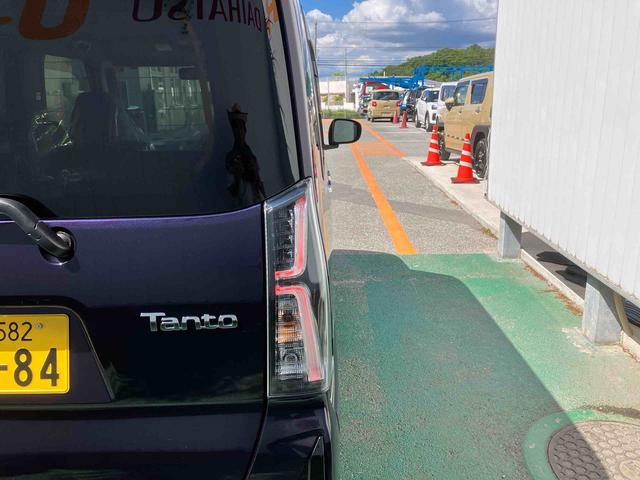 タントカスタムＸリミテッド（沖縄県）の中古車