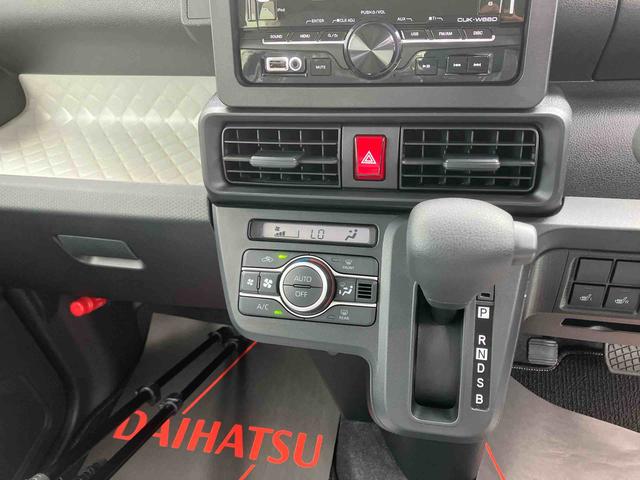 タントX(沖縄県)の中古車