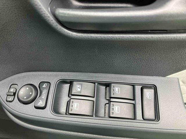 タントX(沖縄県)の中古車