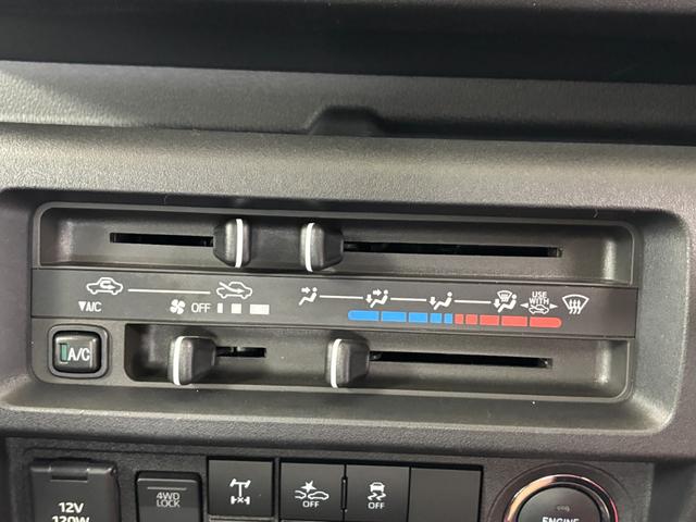 ハイゼットトラックジャンボエクストラＣＤチューナー　マニュアルエアコン　　　ＣＶＴ　荷台作業灯　オートライト　ＬＥＤヘッドランプ　ＬＥＤフォグランプ（長野県）の中古車