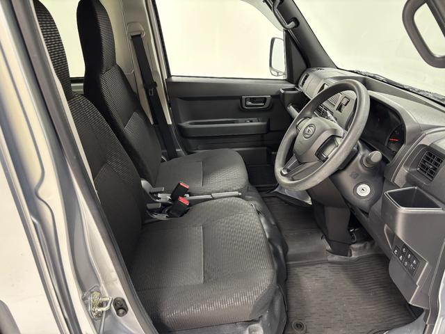 ハイゼットカーゴDX防錆塗装済み CVT AM/FMラジオ 電子制御式4WD パワステ エアコン オートライト パワーウィンドウ オーバーヘッドシェルフ フルフラット荷室 キーレスエントリー スマートアシスト(長野県)の中古車