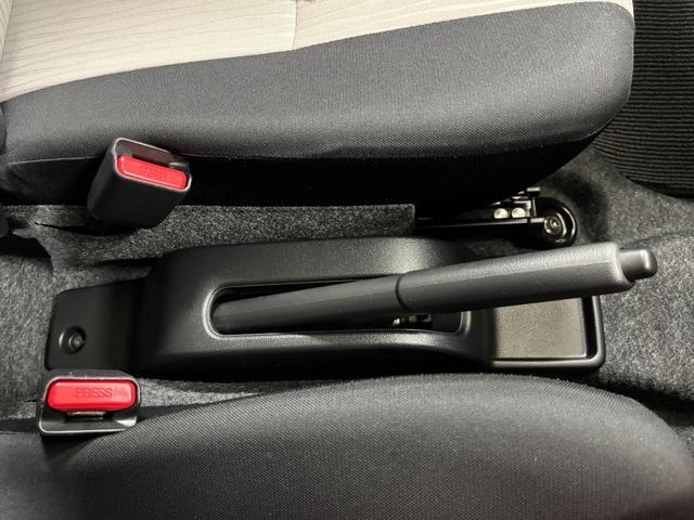 ミライースＬ　ＳＡIIIオーディオレス　マニュアルエアコン　コーナーセンサー　パンク応急修理キット搭載　オートライト機能　センターフロアトレイ　キーレスエントリー　１３インチフルホイールキャップ　スマートアシスト（長野県）の中古車