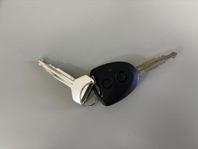 ミライースＬ　ＳＡIIIオーディオレス　マニュアルエアコン　コーナーセンサー　パンク応急修理キット搭載　オートライト機能　センターフロアトレイ　キーレスエントリー　１３インチフルホイールキャップ　スマートアシスト（長野県）の中古車