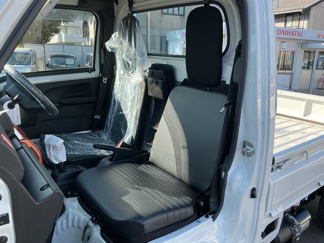 ハイゼットトラックコンパクトテールリフト４ＷＤ　ＣＶＴ　ラジオ　エアコン　パワステ　ＬＥＤヘッドライト　特装車両（長野県）の中古車