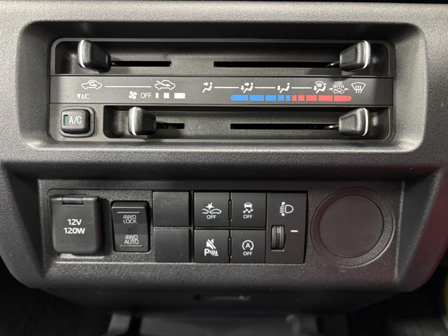 ハイゼットトラックスタンダード防錆塗装済み　ＡＭ／ＦＭチューナー　マニュアルエアコン　電子制御式４ＷＤ　荷台ゴムマット（５ｍｍ）　ゲートプロテクター　ガードフレームプロテクター　オートライト機能　ショッピングフック　スマアシ（長野県）の中古車