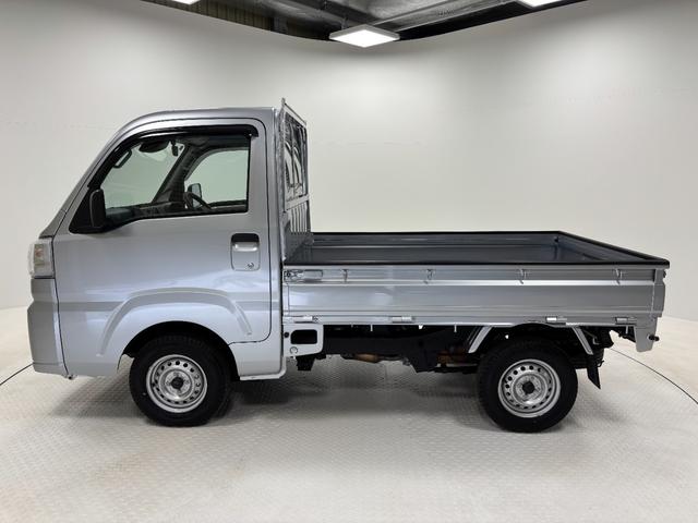 ハイゼットトラックスタンダード防錆塗装済み　ＡＭ／ＦＭチューナー　マニュアルエアコン　電子制御式４ＷＤ　荷台ゴムマット（５ｍｍ）　ゲートプロテクター　ガードフレームプロテクター　オートライト機能　ショッピングフック　スマアシ（長野県）の中古車