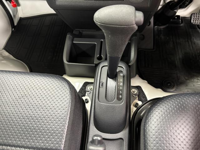 ハイゼットトラックスタンダード　農用スペシャルＡＭ，ＦＭチューナー　マニュアルエアコン　電子制御式４ＷＤ　スーパーデフロック　ＬＥＤ大型荷台作業灯　リヤ４枚リーフスプリング　ハロゲンヘッドランプ　オートライト機能　ショッピングフック　スマアシ（長野県）の中古車